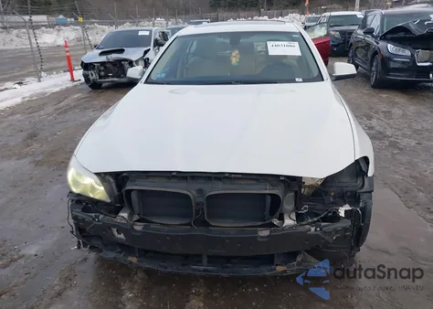 2013 BMW 528I xDrive z USA, uszkodzony, nr VIN WBAXH5C56DDW13361